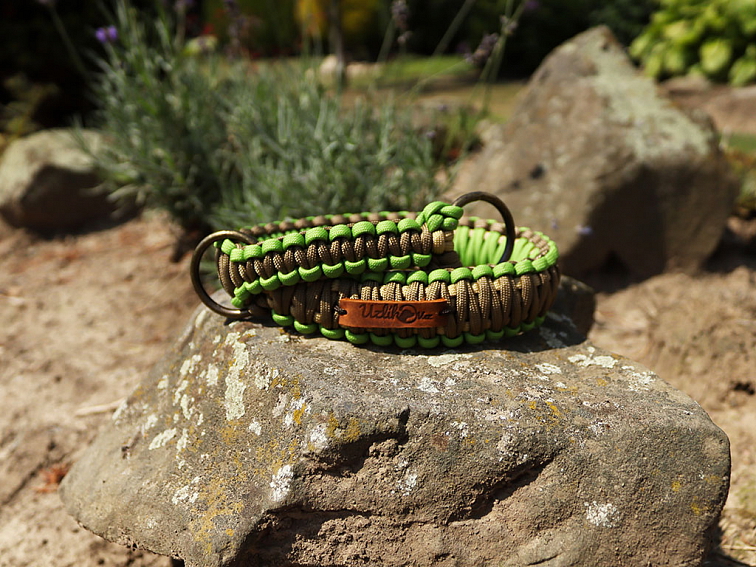Stahovací obojek paracord KLASIK BROWN zelený