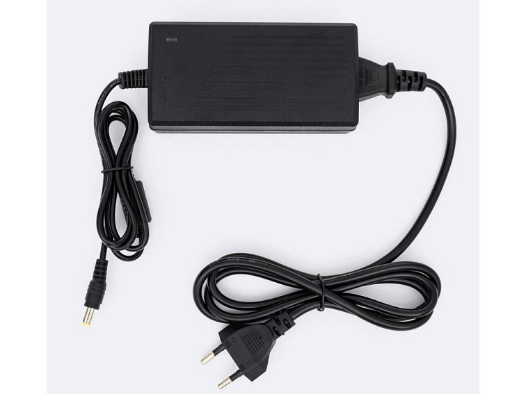 Adaptér Zásuvkový zdroj 24V 60W/2,5A pro zapojení LED osvětlení - trafo s DC konektorem
