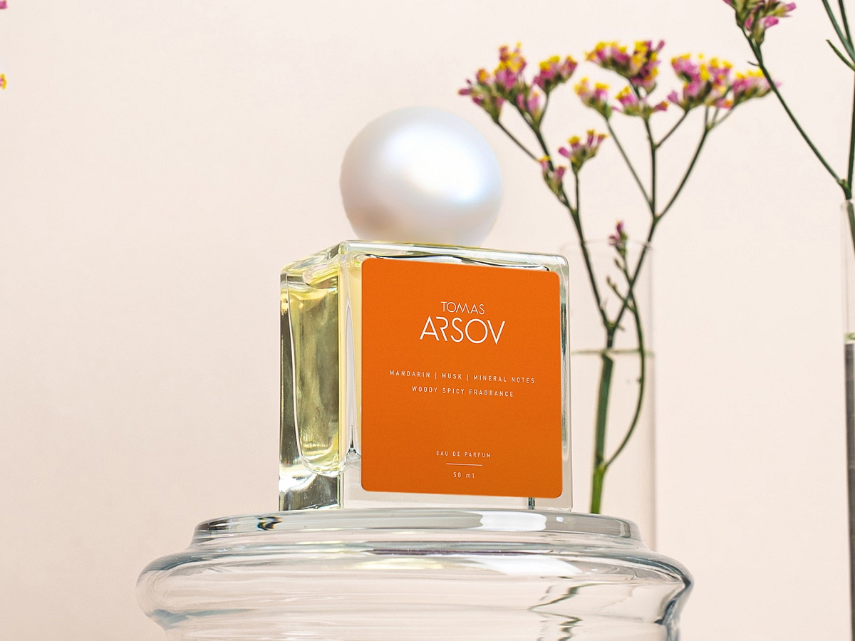MANDARIN MUSK MINERAL NOTES Parfém vzorek