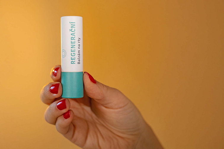 Regenerační balzám na rty 5 g