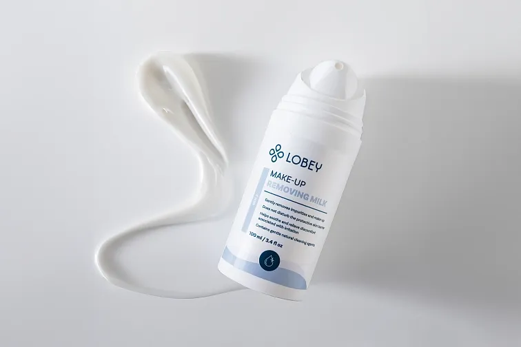 Odličovací mléko LOBEY