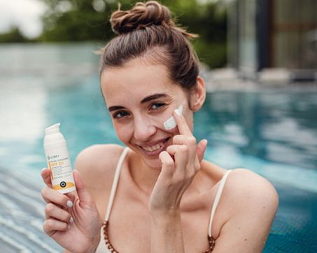 Akné či ekzém z opalovacího krému