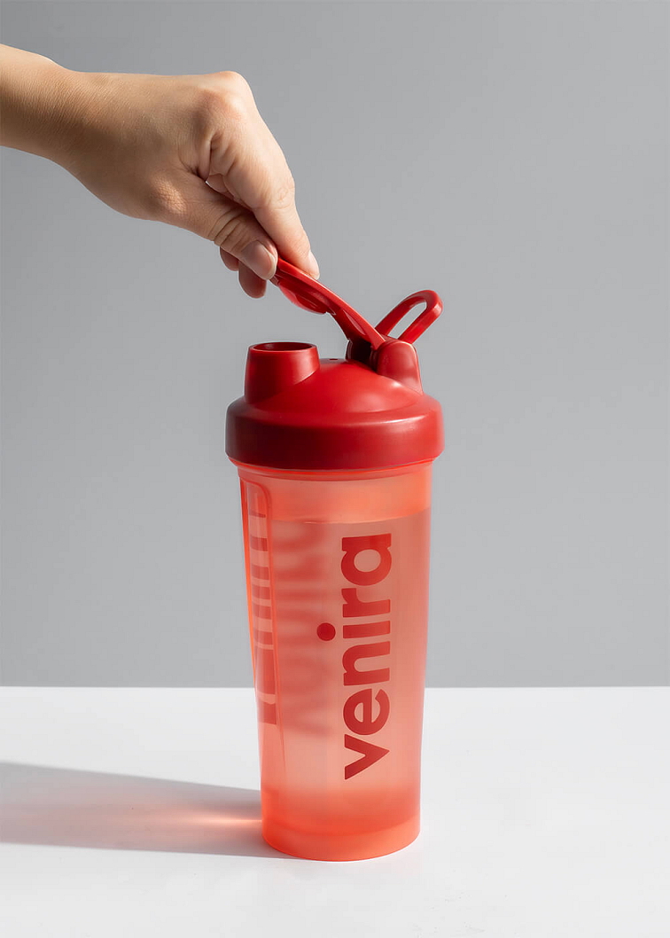 VENIRA shaker PRO s pútkom, svetlo červený