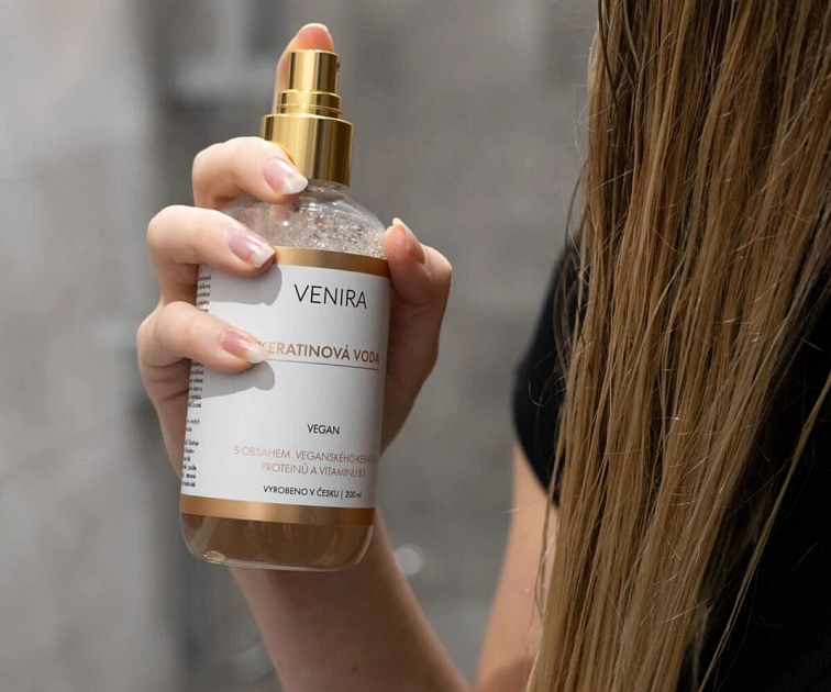 keratínova voda na vlasy