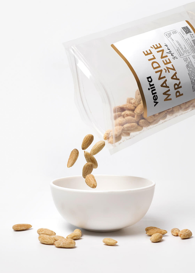 VENIRA mandle pražené solené