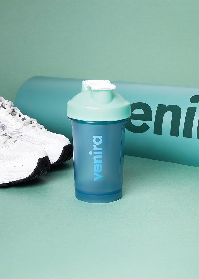 VENIRA shaker PRO s pútkom, mintový