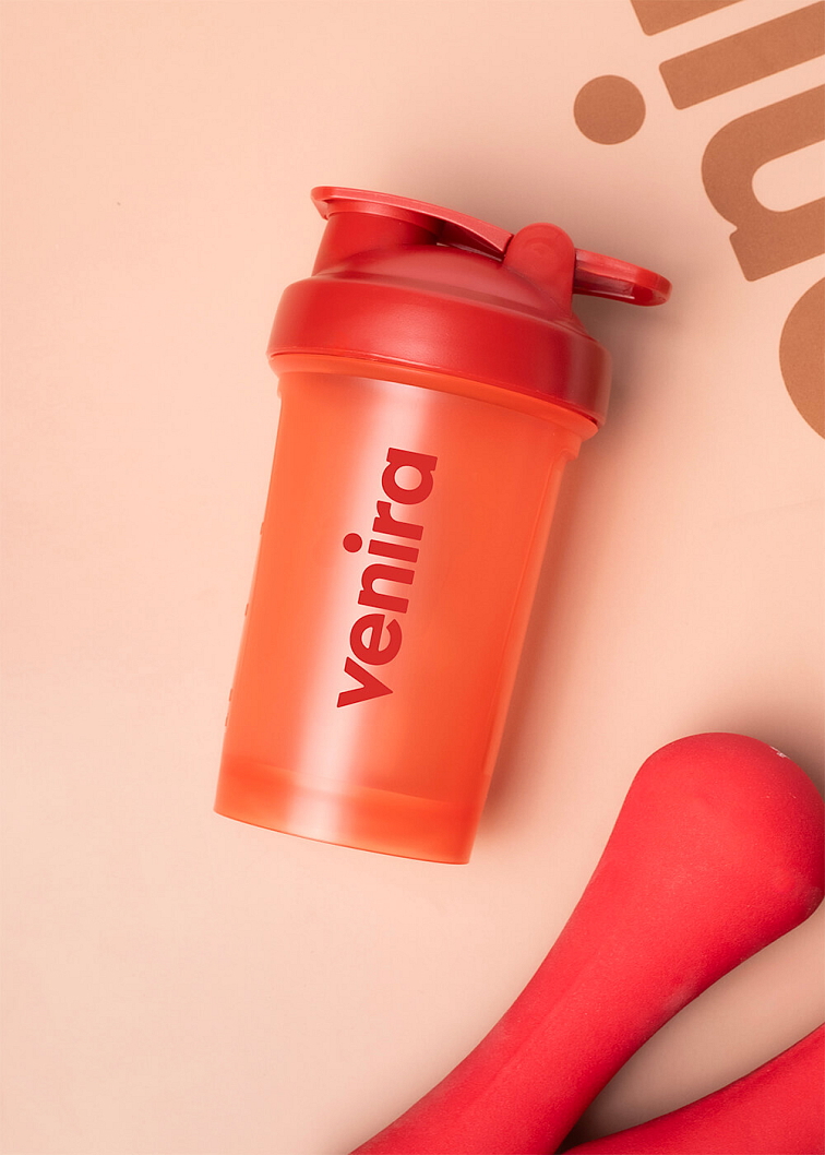 VENIRA shaker PRO s pútkom, svetlo červený