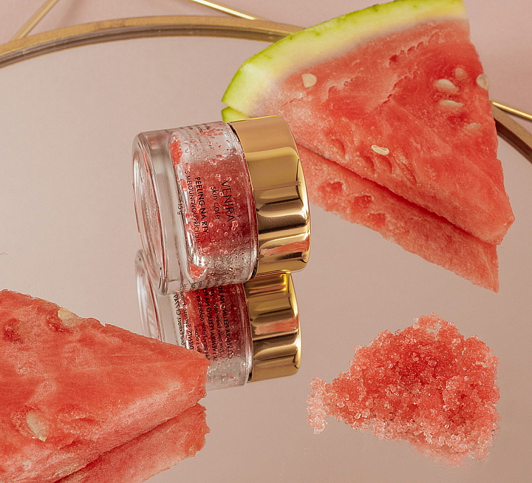 VENIRA peeling na pery