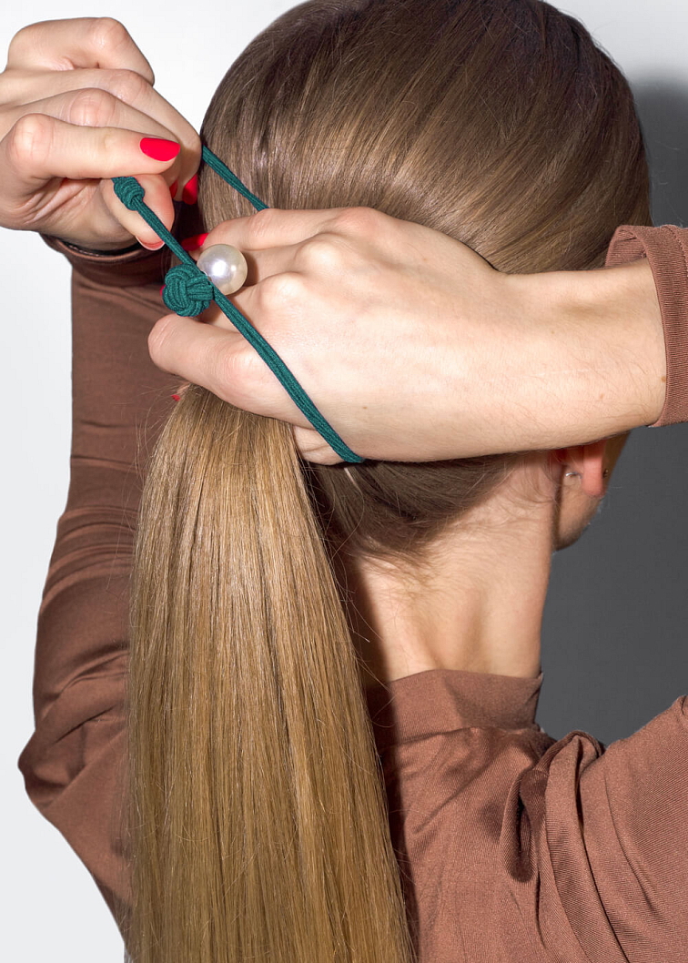 VENIRA gumička do vlasov