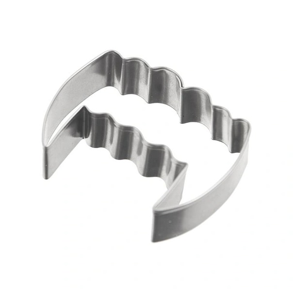 Nerezové vykrajovátko upíří zuby