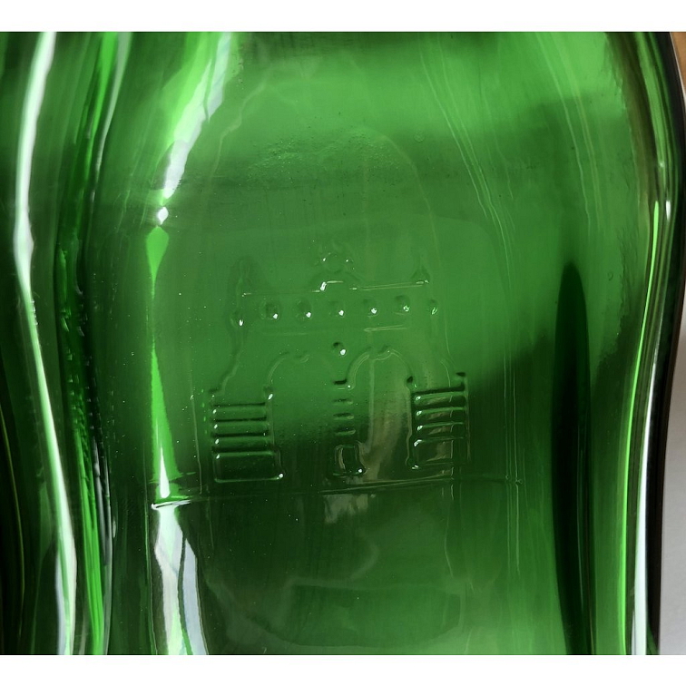 Miska z láhve od piva Pilsner Urquell