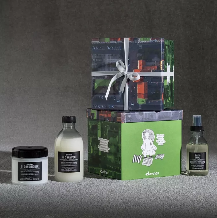 Davines Oi Box Set - šampon 280 ml + kondicionér 250 ml + olej na vlasy 135 ml