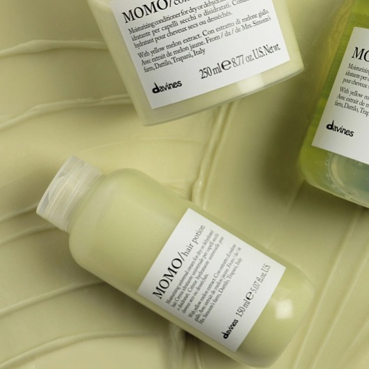 Davines Essential Momo Hair Potion - bezoplachový hydratační krém na suché vlasy 150 ml