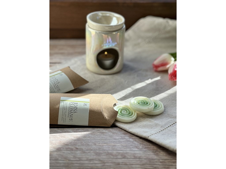 JEMNÁ ELEGANCE VONNÝ VOSK