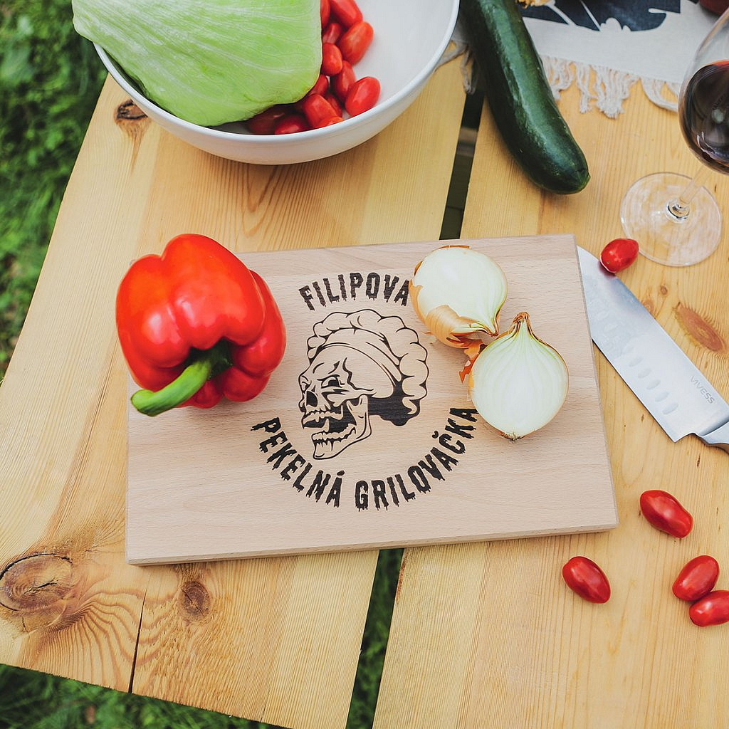 Masivní bukové prkénko - s vlastním motivem