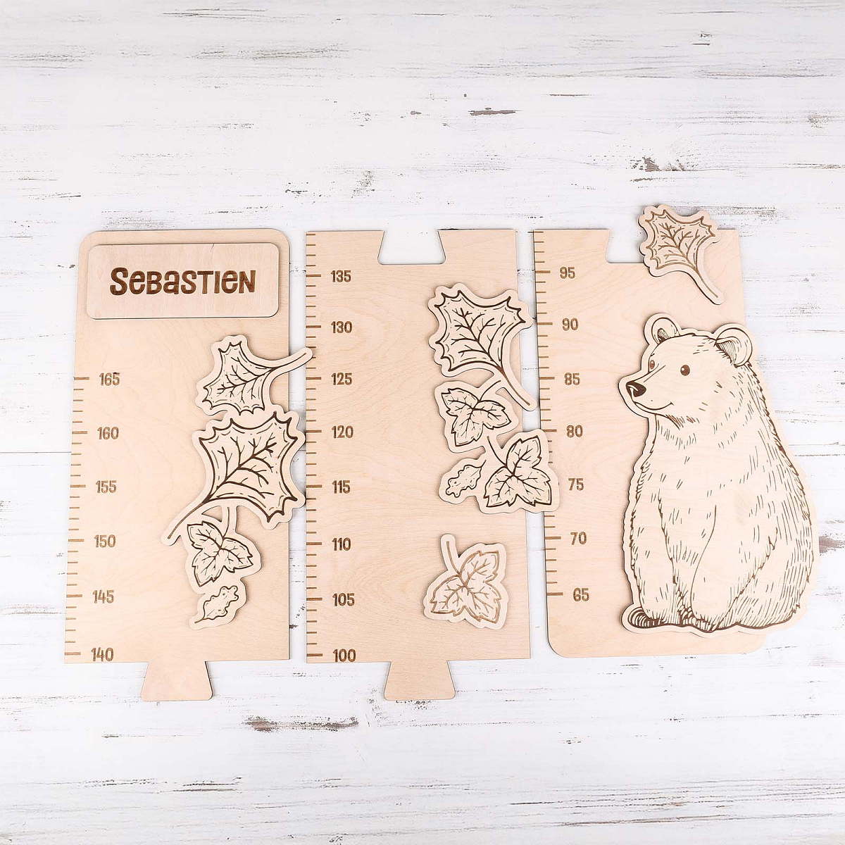 Dřevěný metr na stěnu se jménem na míru - medvěd