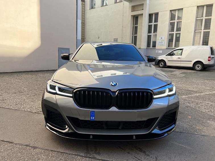 Lipo - pod nárazník BMW 5 - G30/G31 - LCI - MP style - ČERNÝ LESK