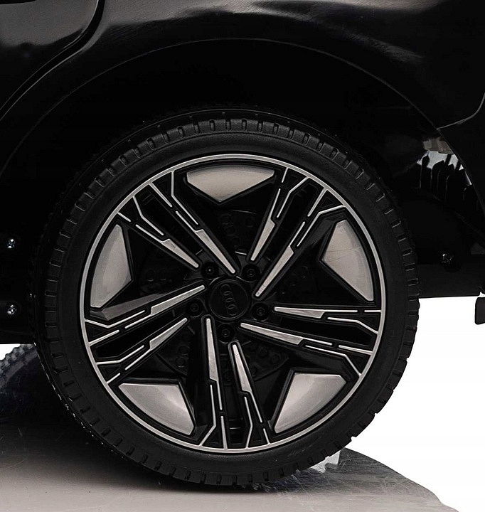 Elektrické autíčko Audi RS-Etron GT Čierne