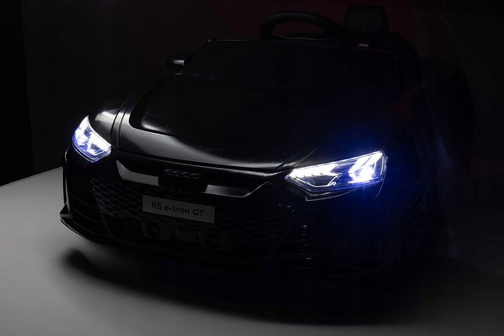 Elektrické autíčko Audi RS-Etron GT Čierne