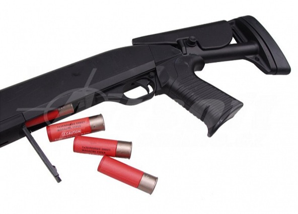 Airsoftová brokovnice Franchi SAS 12 Flex-stock, ASG