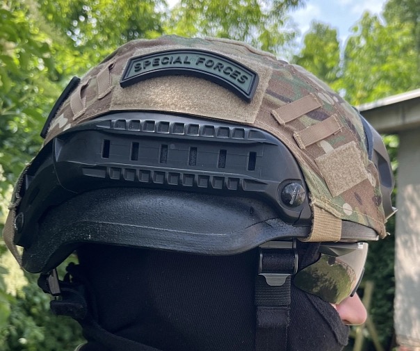 Jak vybrat helmu na airsoft