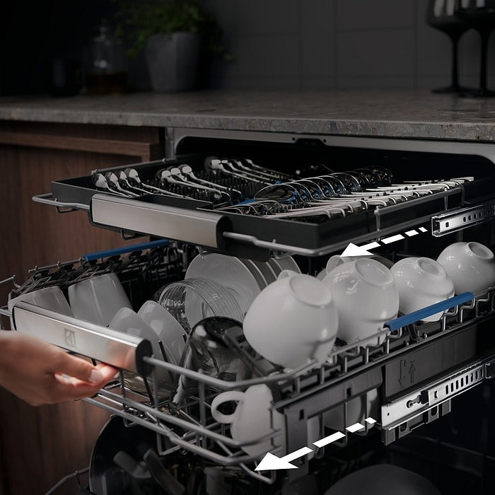 Electrolux KECA7305L Vestavná myčka nádobí 60 cm Technologie AirDry ComfortLift