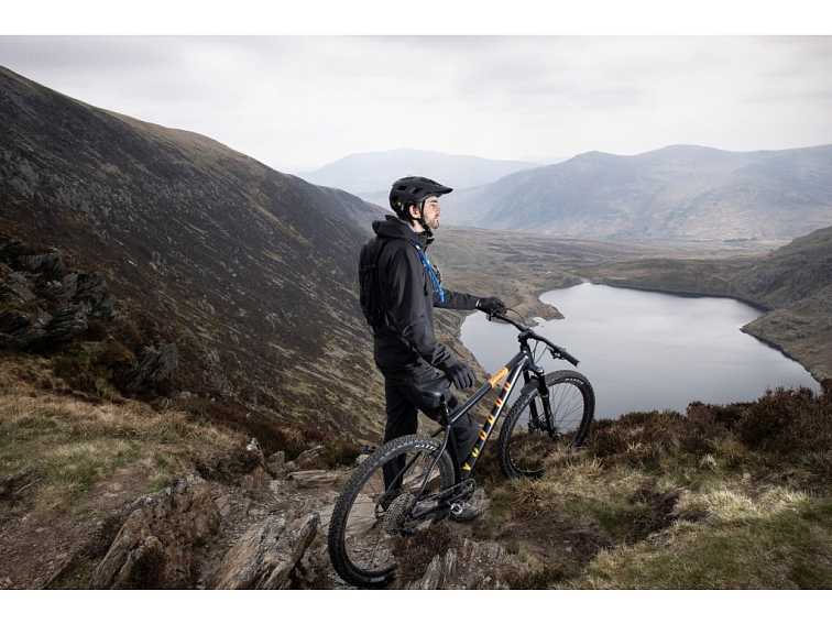 Horské kolo BIZANGO