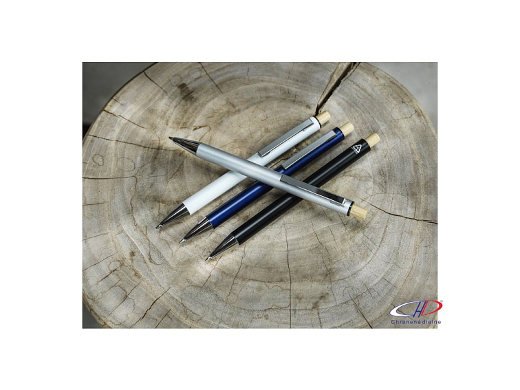 Guľôčkové pero Cyrus z rec. hliníku (čierna náplň) , white