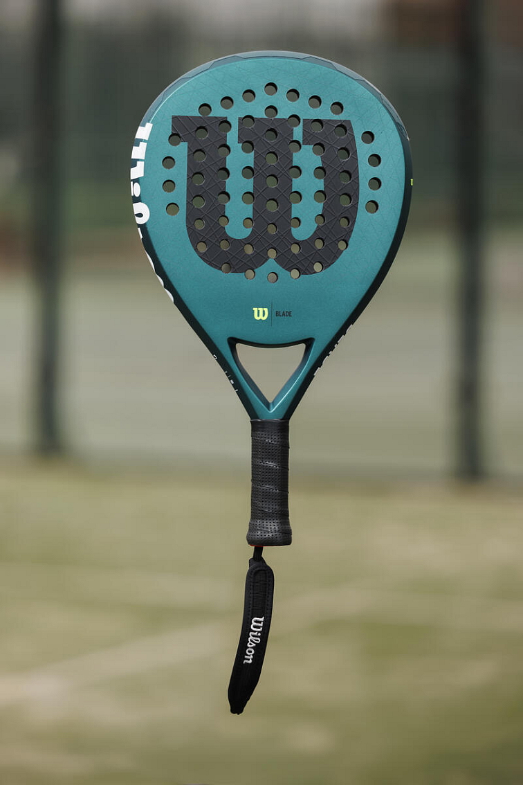 Padelová raketa Wilson Blade V3
